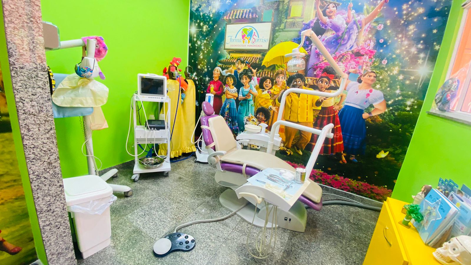 Consultório temático Encanto